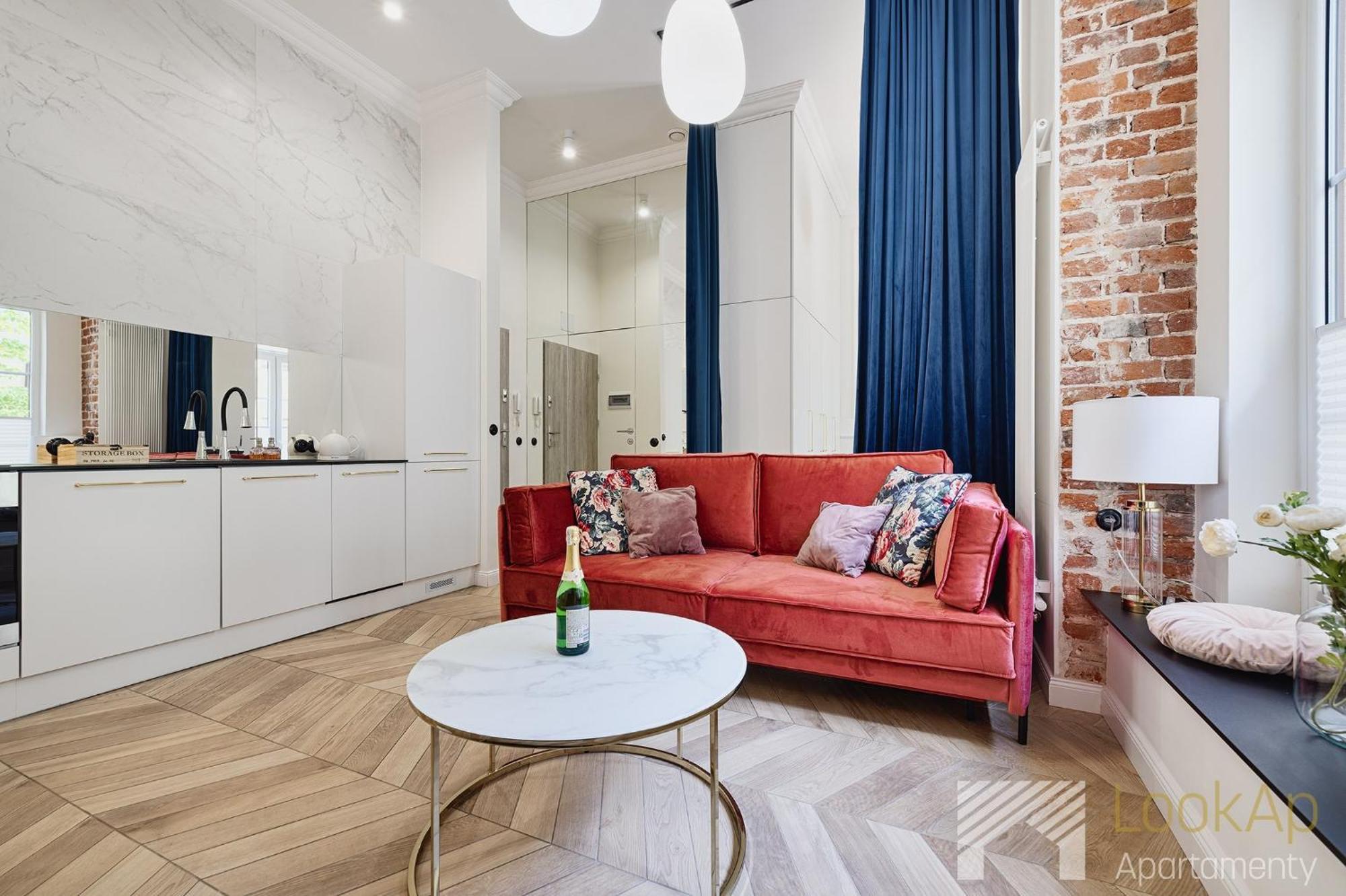 Piotrkowska Glamour By Lookap Lodz (Lodz)